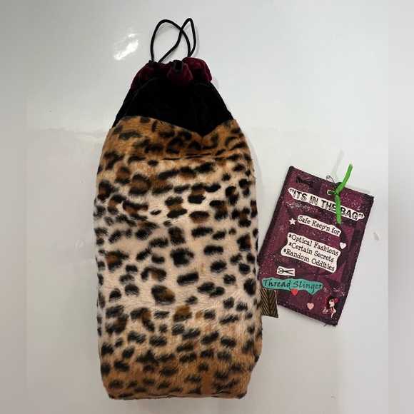 Thread Slinger passed case - Picture 2 of 3